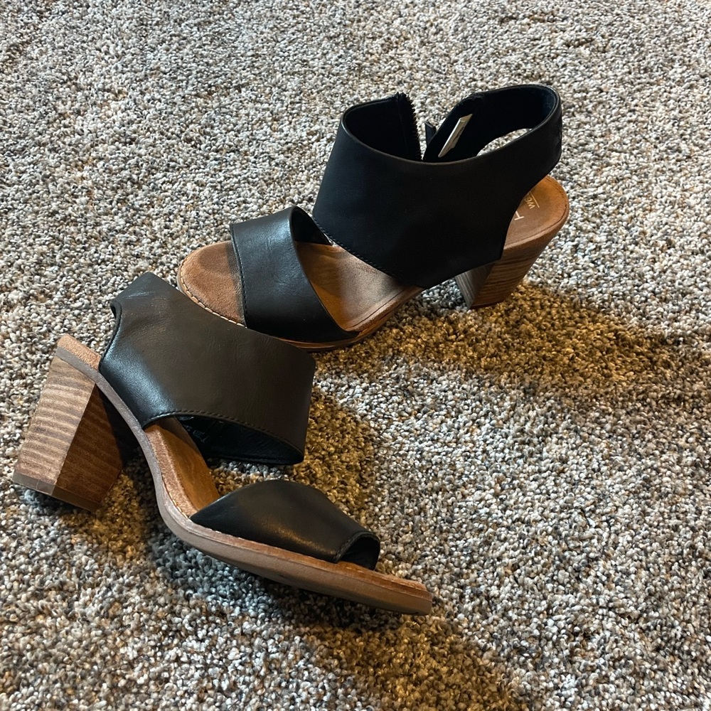 Tom’s Heels